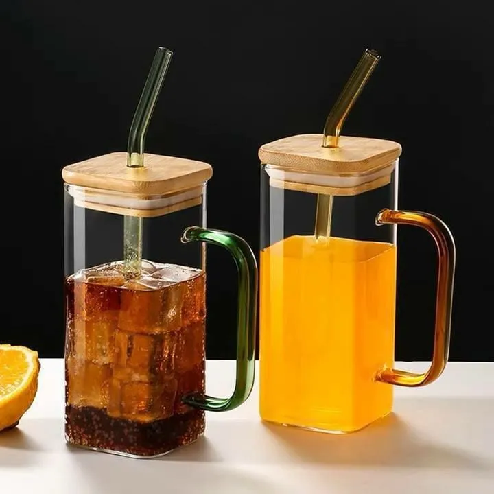 GLASS MUG WITH LID & STRAW