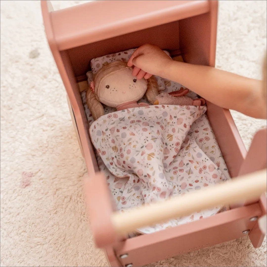 LD Wooden Doll Pram Incl Textile